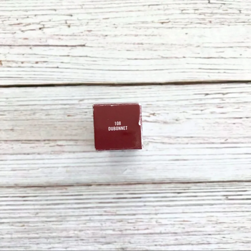 🆕MAC Dubonnet Amplified Cream Lipstick
